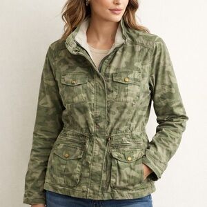 L.L. Bean Women's Green Camo Utility Jacket